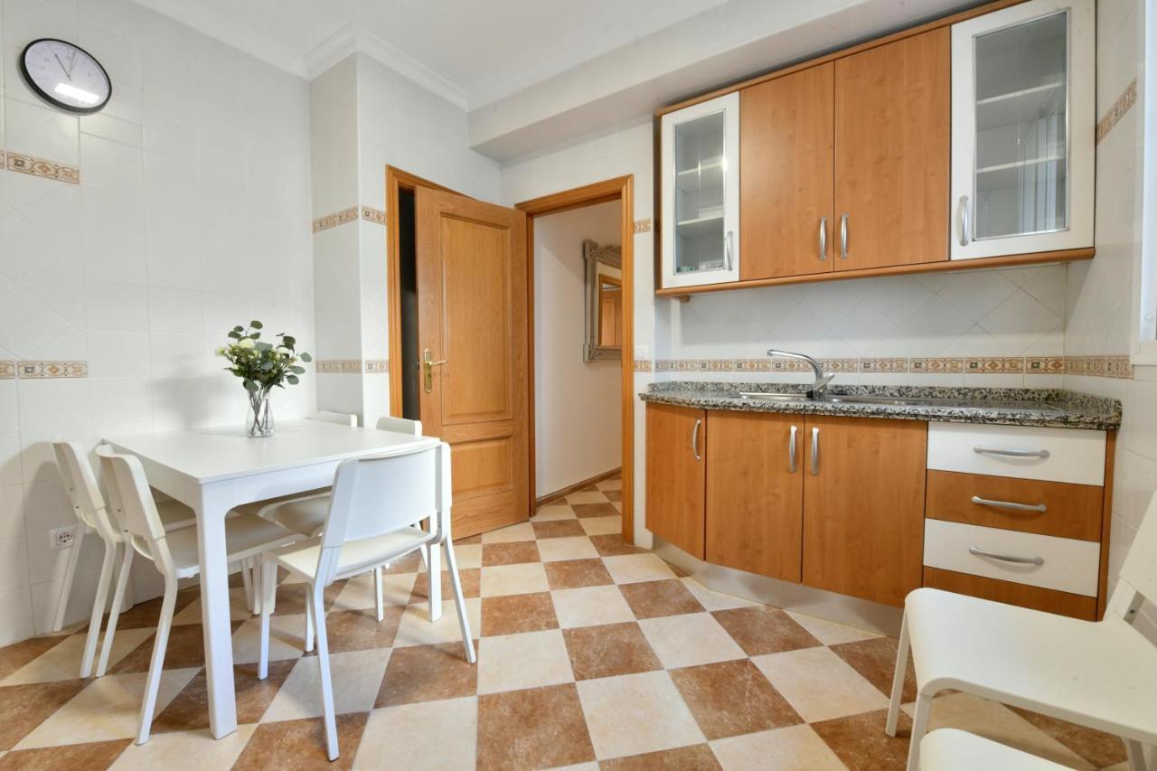 إشبيلية Ms4 Apartamentos Nervion Para 4 Personas المظهر الخارجي الصورة